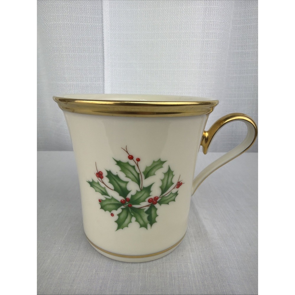 Lenox Holiday Dimension Holly Berry Fine Bone China Coffee Mug 24K Gold Trim USA